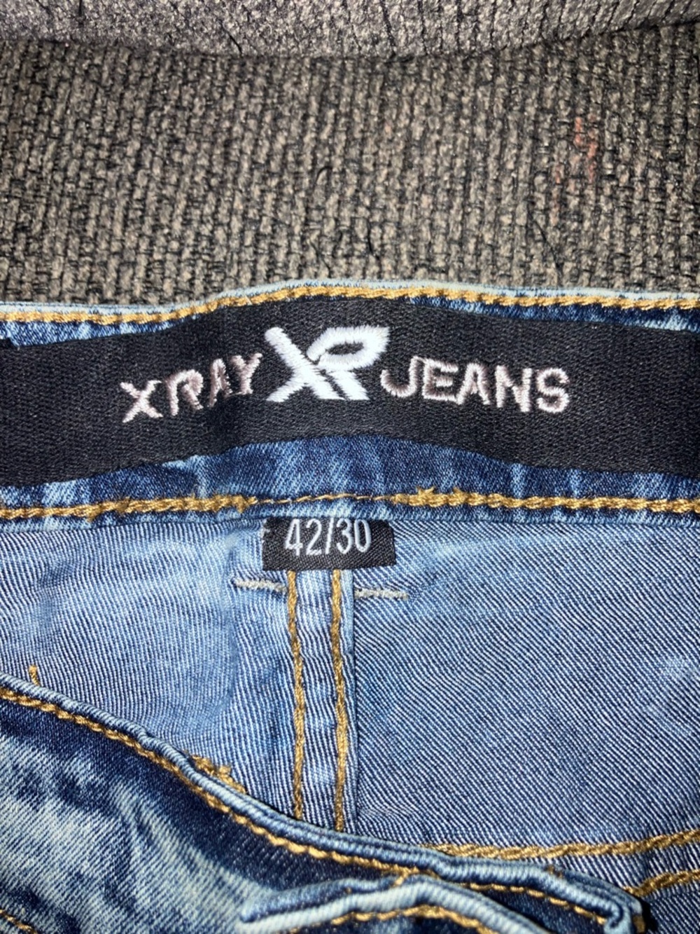 Men's Distressed Blue Denim jeans - Picture 3 of 3